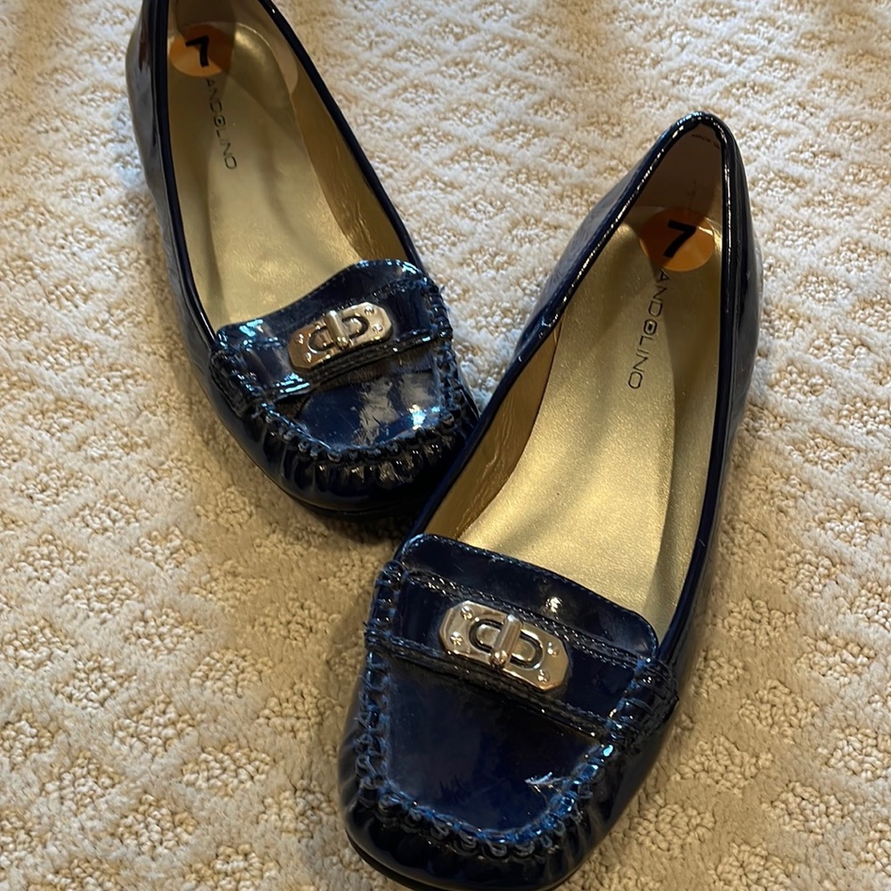 Womens slip on shoes